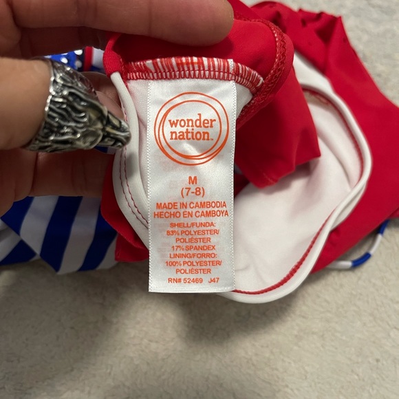 EUC 2-Piece Girl’s Size Medium (Aged 7-8) Swim Tops In Patriotic Colors - Picture 5 of 5